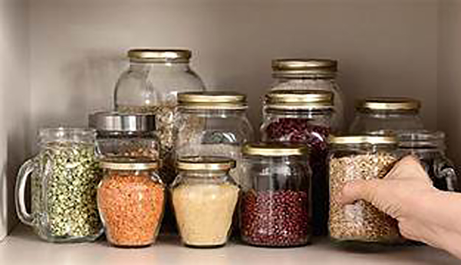  Una experta revela cuáles son esos 28 alimentos que pueden pasar décadas guardados